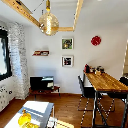Apartment Lotila Flats Cabanaquinta